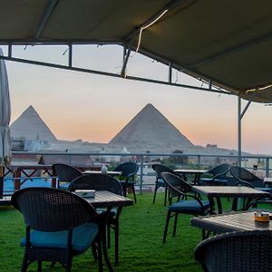 The Pyramids Gate Inn